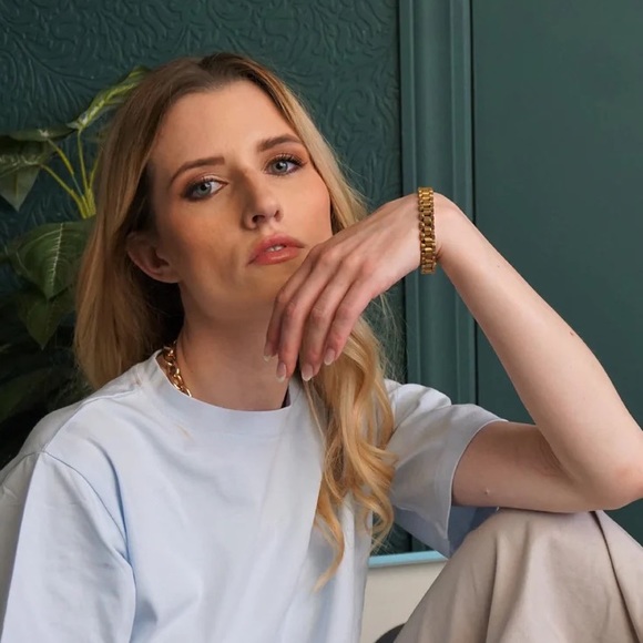 New Gold-Plated Stainless Steel Bracelet - Picture 4 of 4